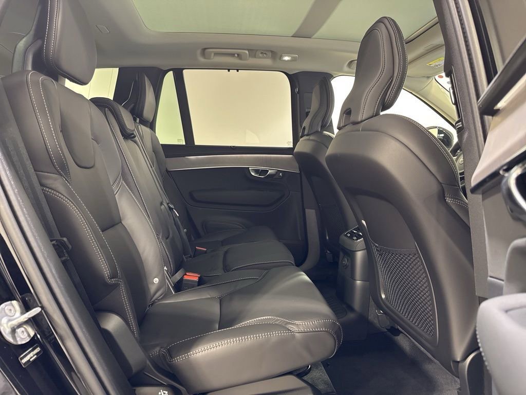 New 2026 Volvo XC90 T8 Ultra w/ Protection Package Premier AWD/4WD image 25