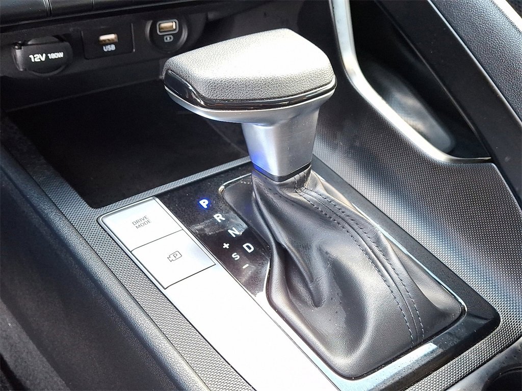 Used 2022 Hyundai Elantra SEL image 15
