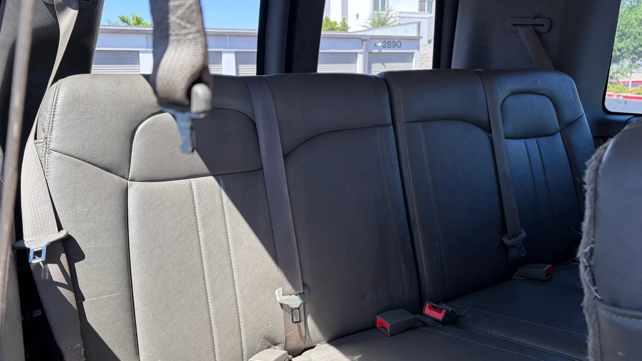 Used 2016 Chevrolet Express 2500 LS RWD image 16