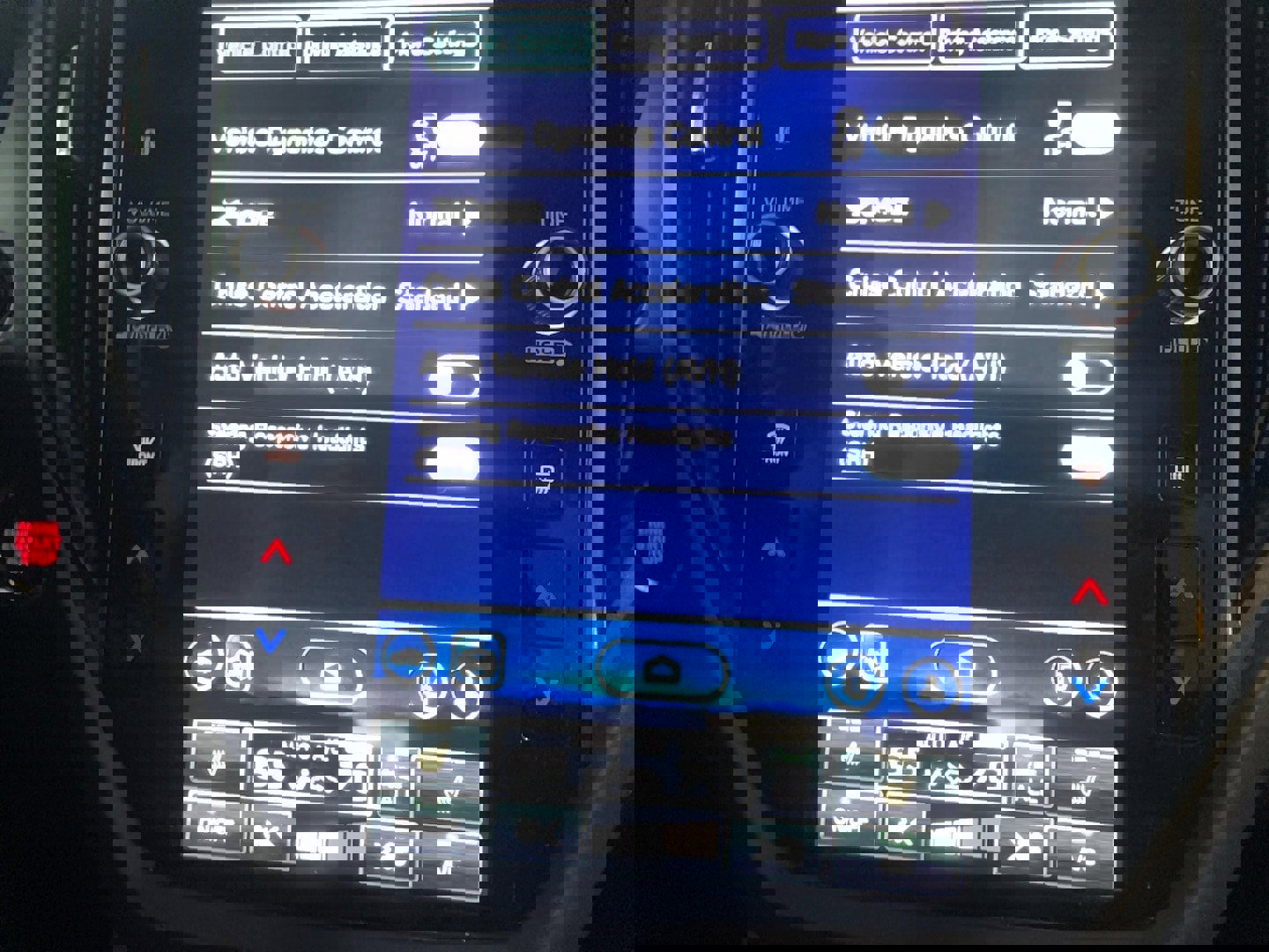 Used 2025 Subaru Forester Premium image 13