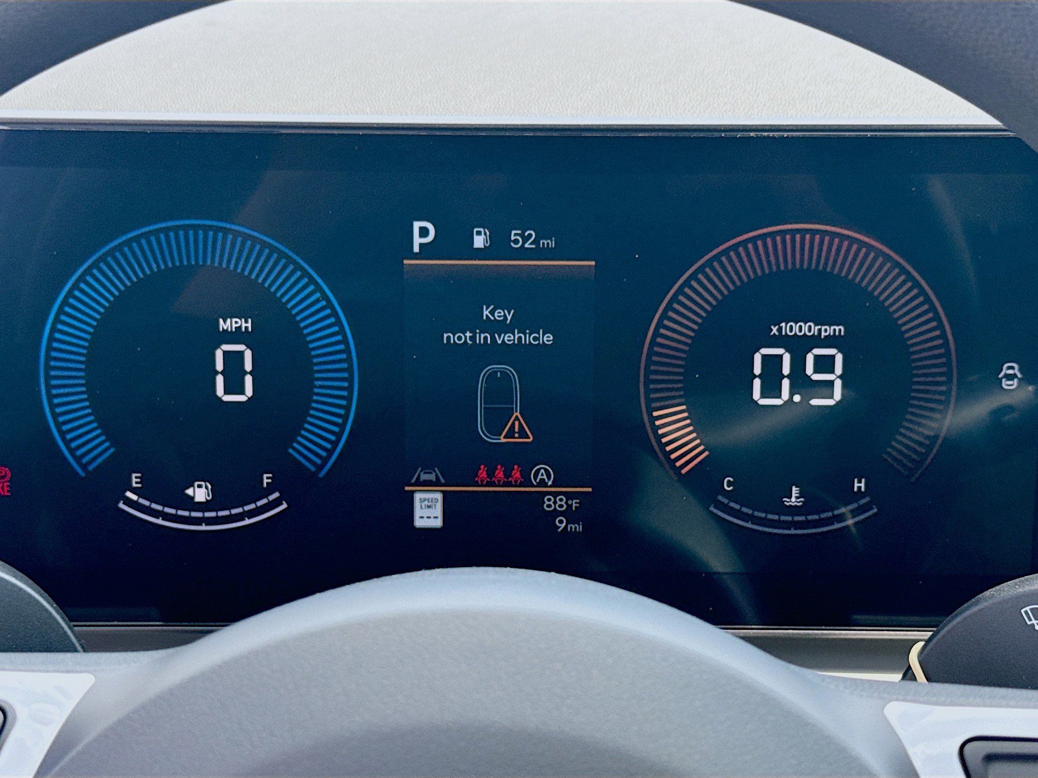 New 2026 Hyundai Tucson SEL FWD image 9