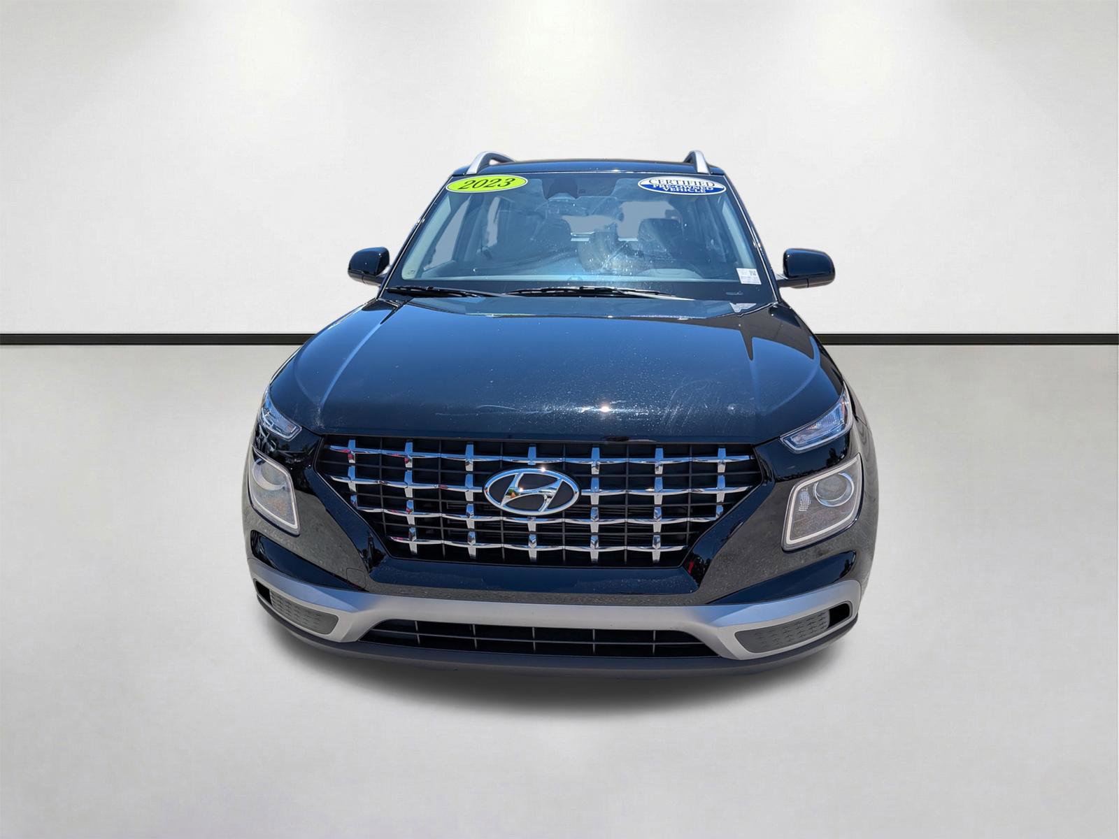 Used 2023 Hyundai Venue SEL FWD image 9