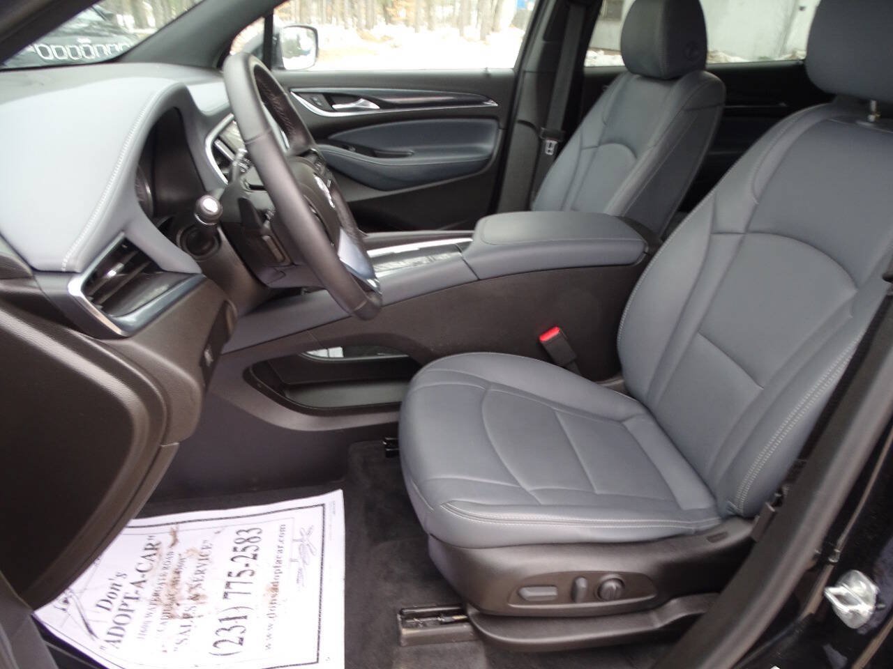 Used 2022 Buick Enclave AWD Essence w/ Sport Touring Edition image 2