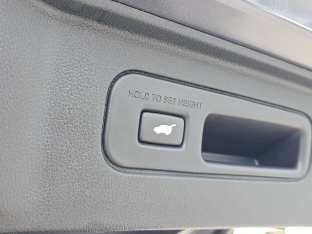 Used 2024 Honda Pilot EX-L image 11