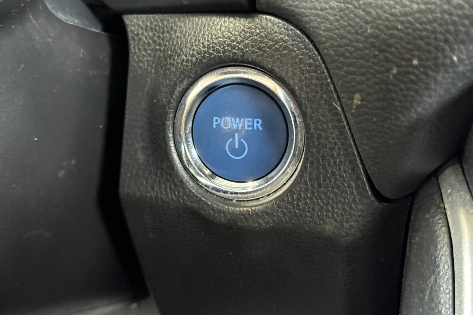 Certified 2021 Toyota RAV4 XLE AWD/4WD image 21