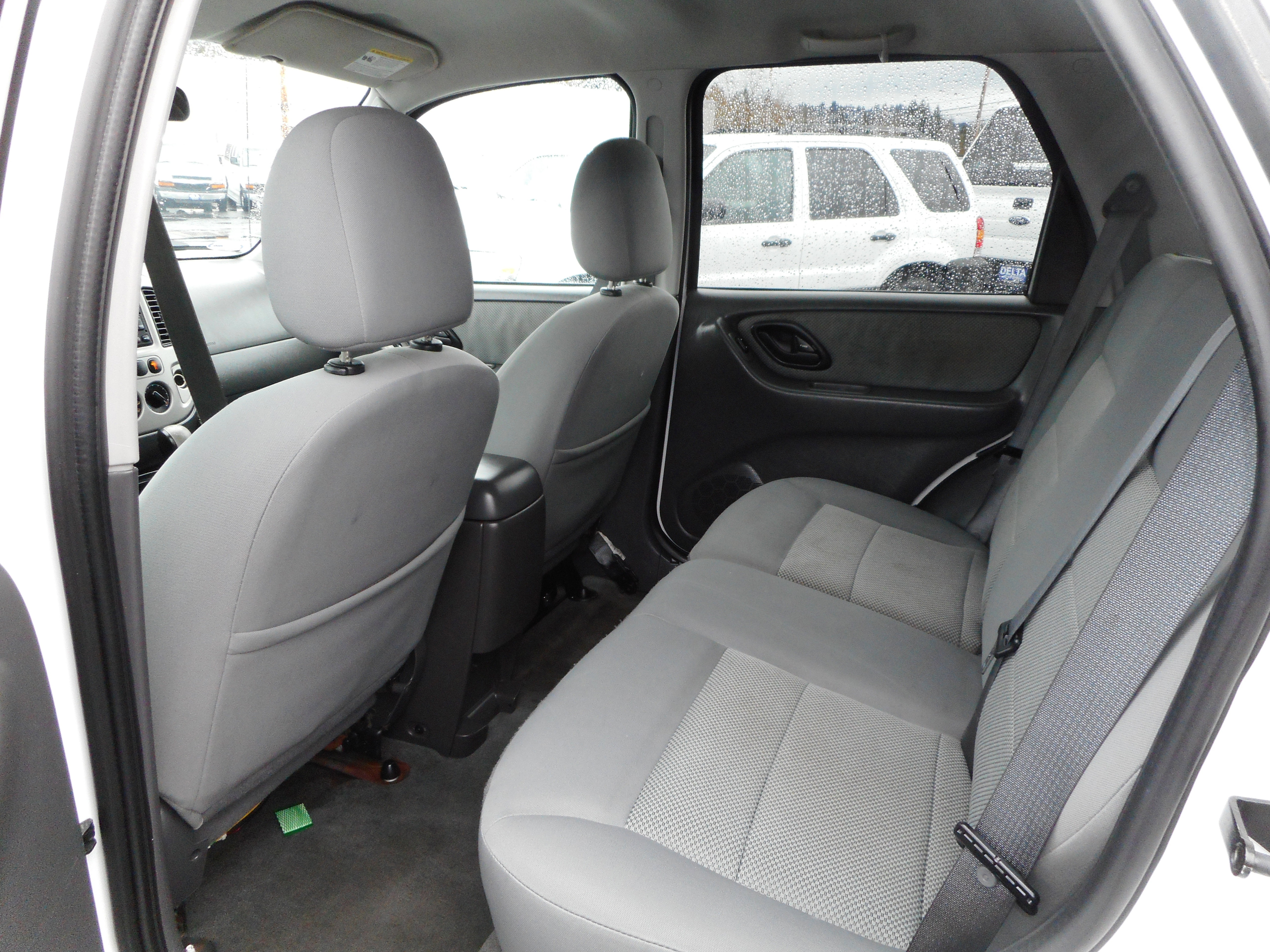 Used 2007 Ford Escape 4WD Hybrid image 16