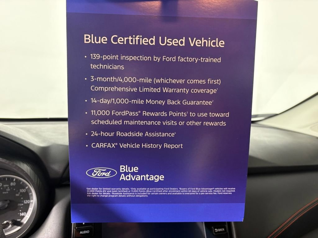 Used 2025 Nissan Versa SR w/ Trunk Package image 24