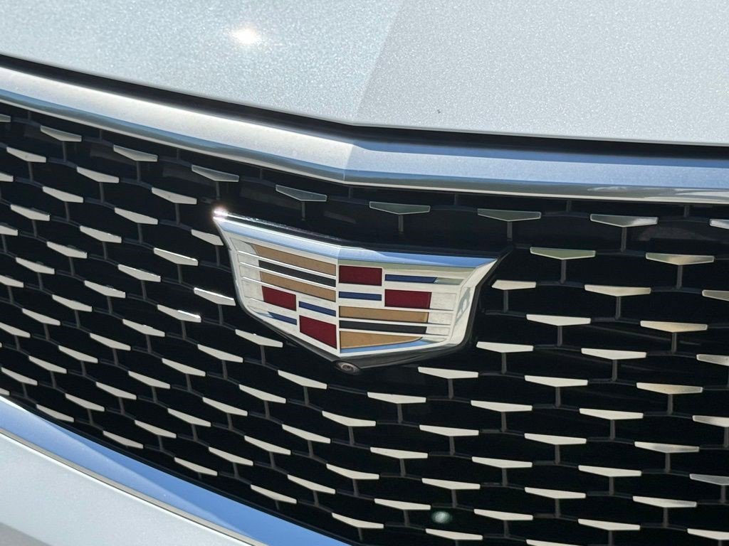 Used 2024 Cadillac XT6 Premium Luxury w/ Technology Package AWD/4WD image 8