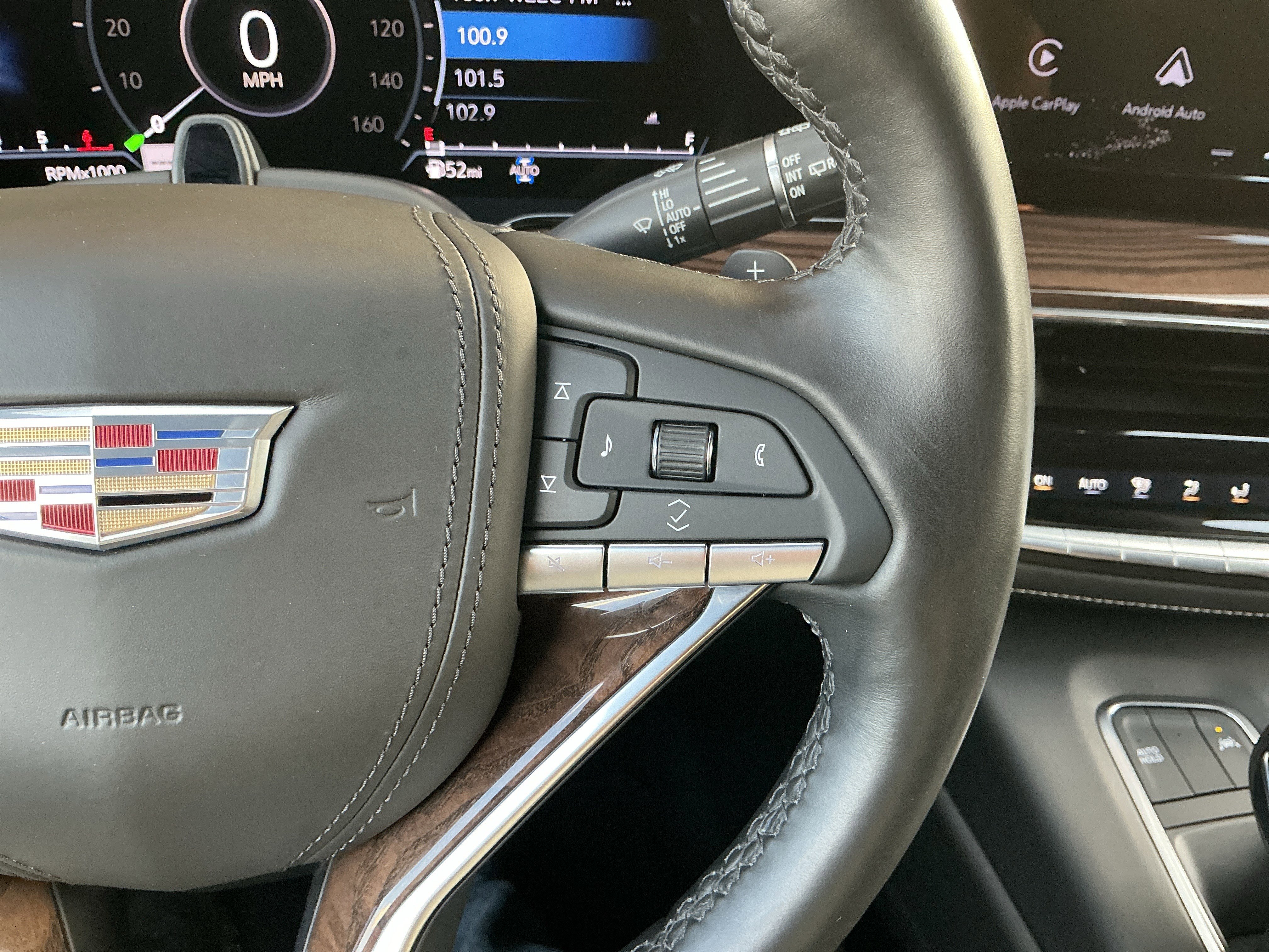 Used 2021 Cadillac Escalade ESV Sport Platinum w/ Heavy-Duty Trailer Package image 13