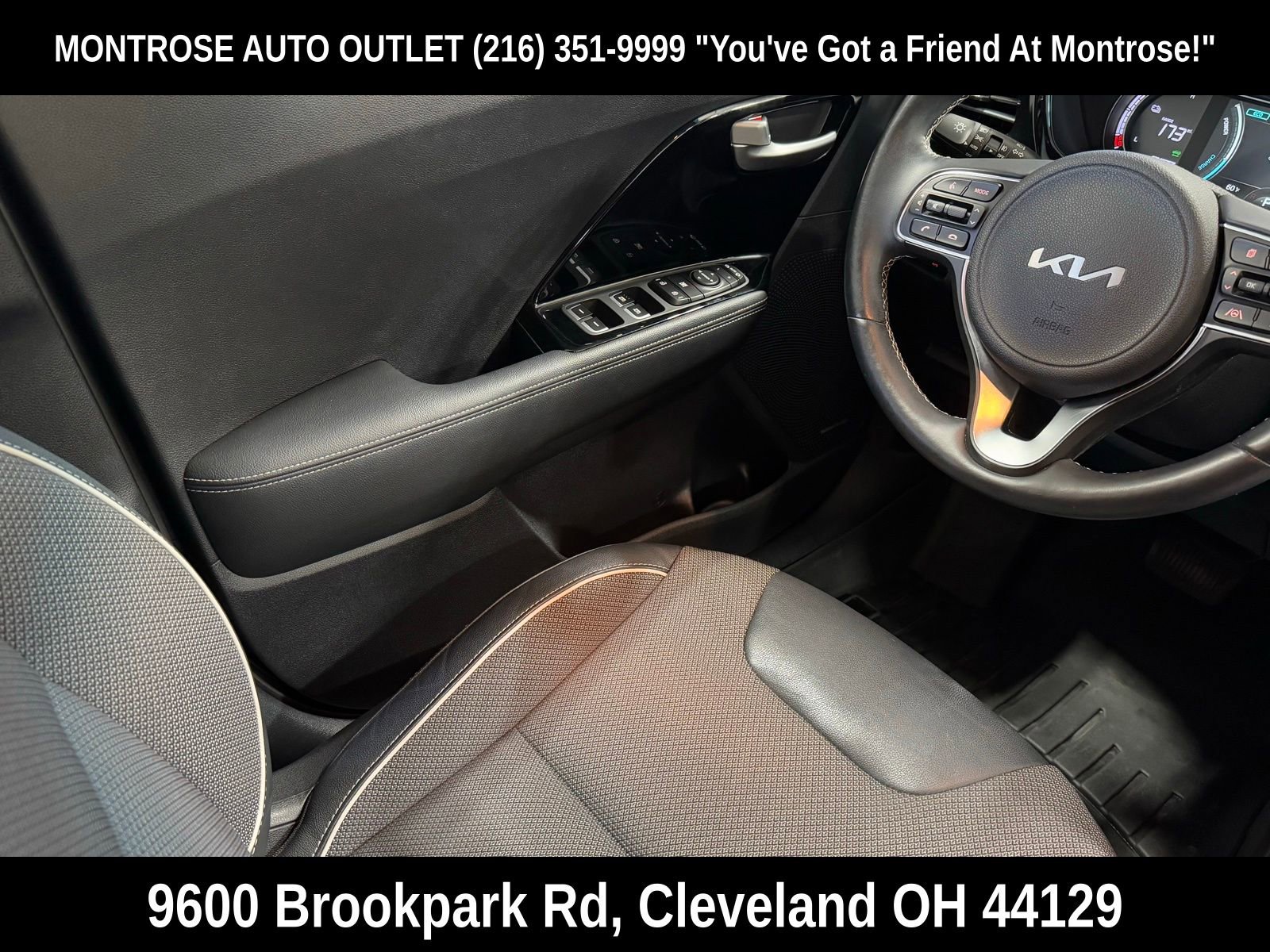 Used 2022 Kia Niro EX w/ Cold Weather Package image 41