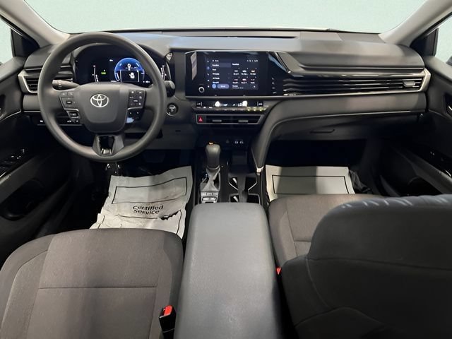Used 2025 Toyota Camry LE FWD image 8