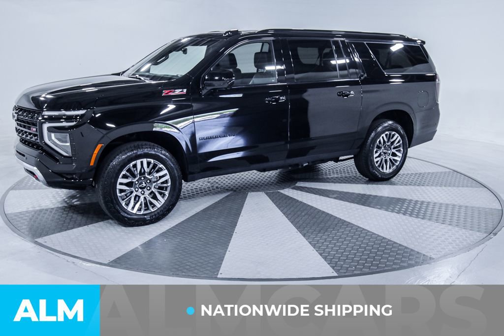 Used 2025 Chevrolet Suburban Z71 AWD/4WD image 2
