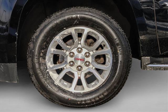 Used 2018 GMC Yukon SLT image 9