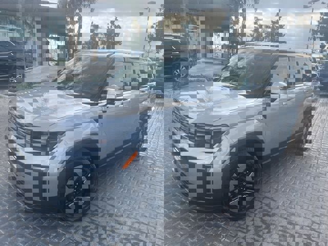 New 2026 Hyundai Santa Fe SE image 2