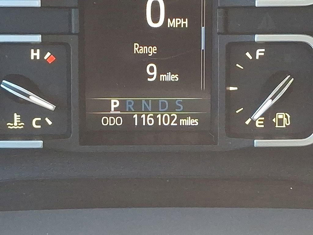 Used 2020 Toyota Tundra SR5 w/ SR5 Convenience Package image 19