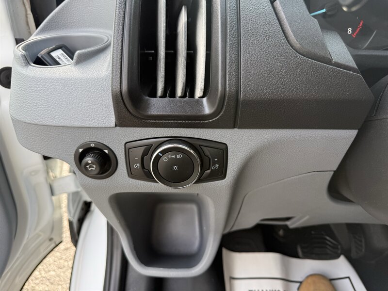 Used 2018 Ford Transit 150 XL RWD image 50