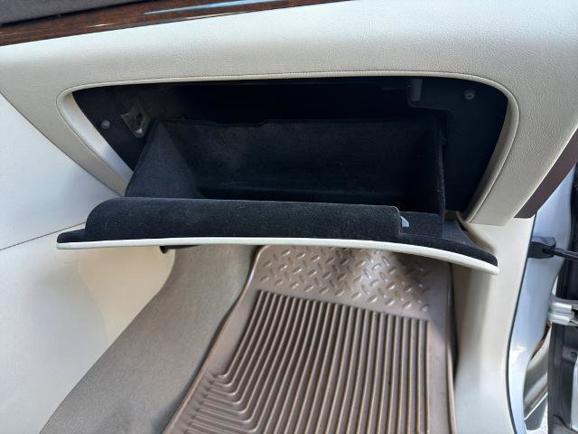 Used 2017 Cadillac Escalade Luxury image 10