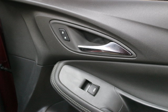Used 2024 Buick Encore GX Preferred FWD image 9