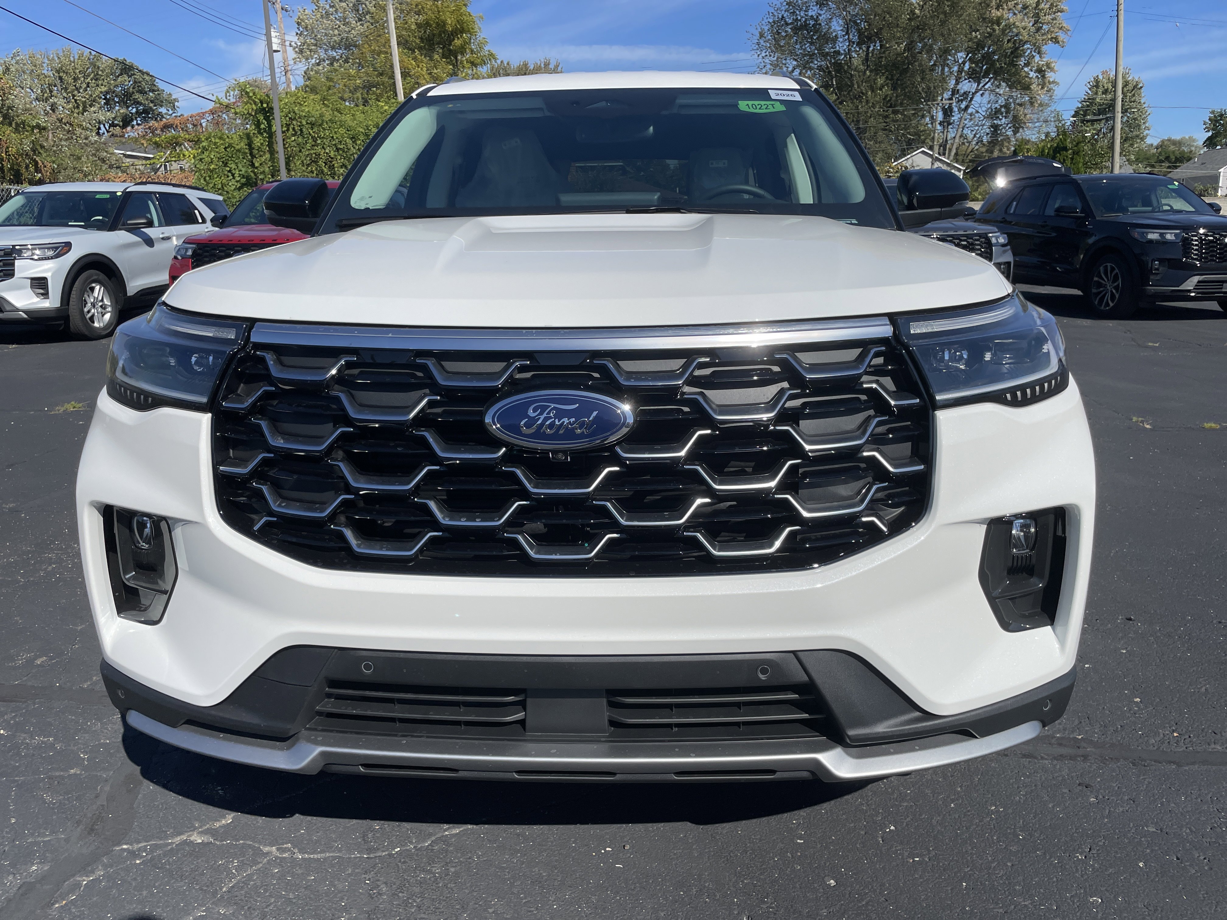 New 2026 Ford Explorer Platinum image 9