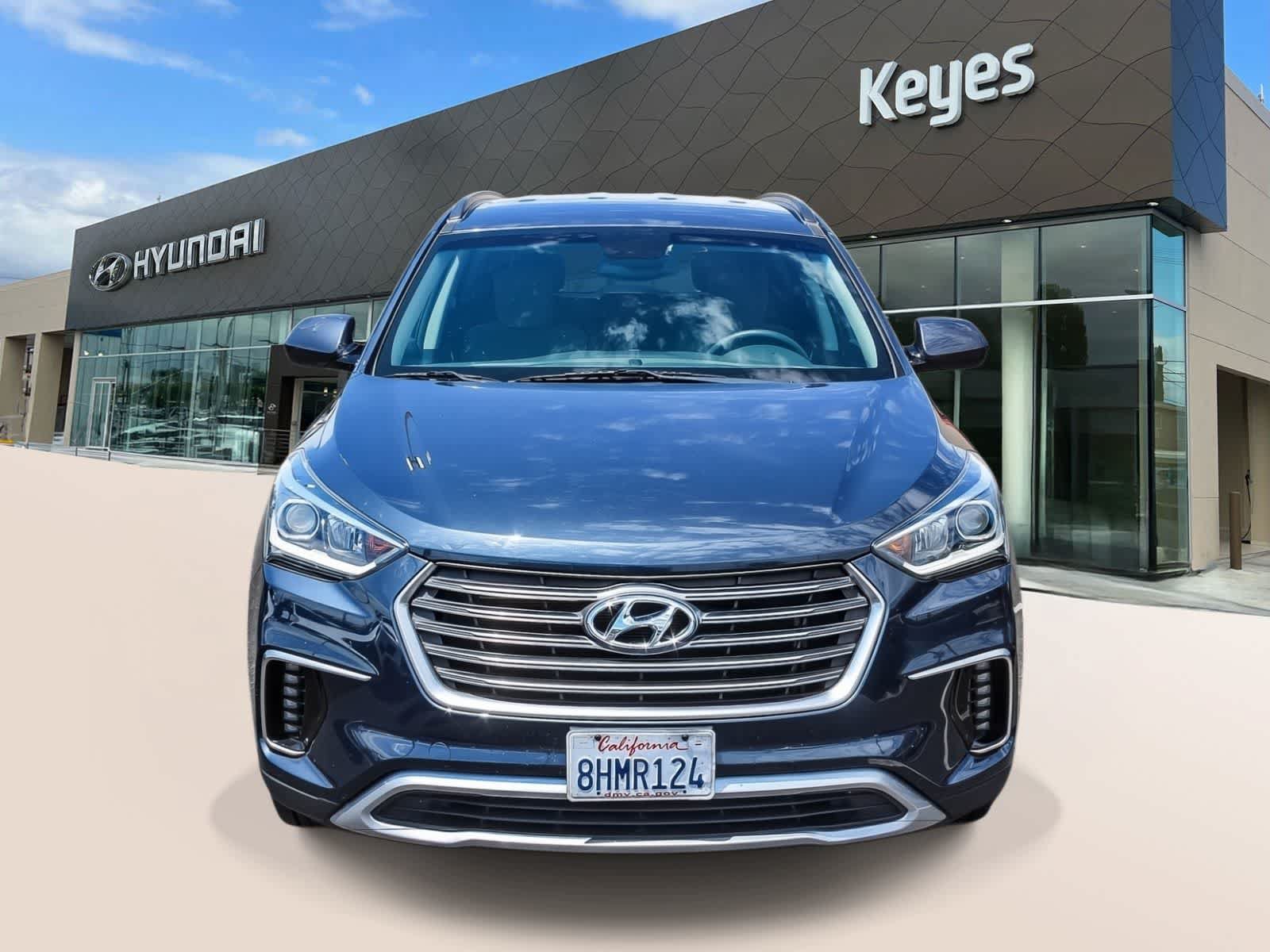 Used 2019 Hyundai Santa Fe XL SE FWD image 2
