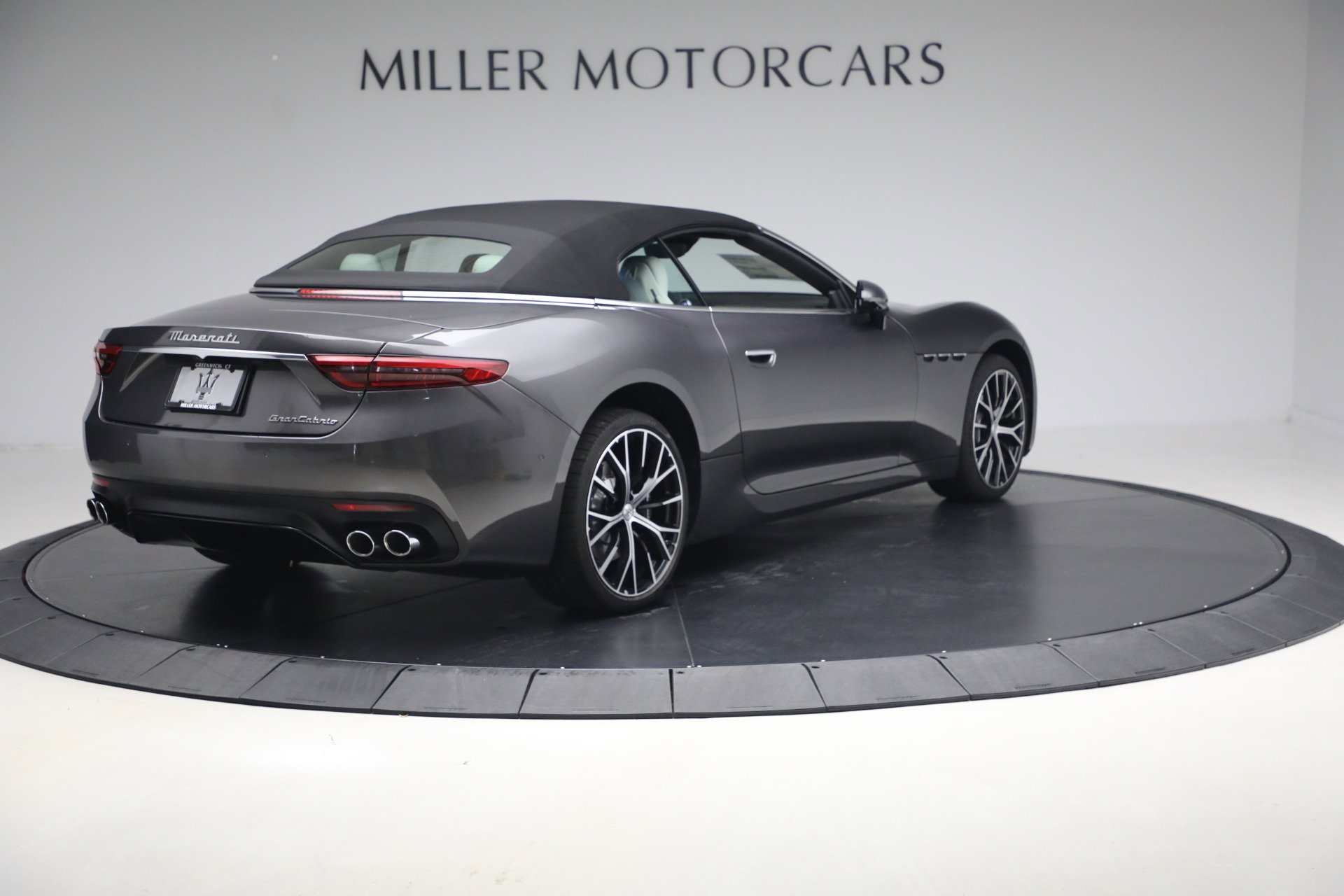 New 2026 Maserati GranCabrio Modena image 16