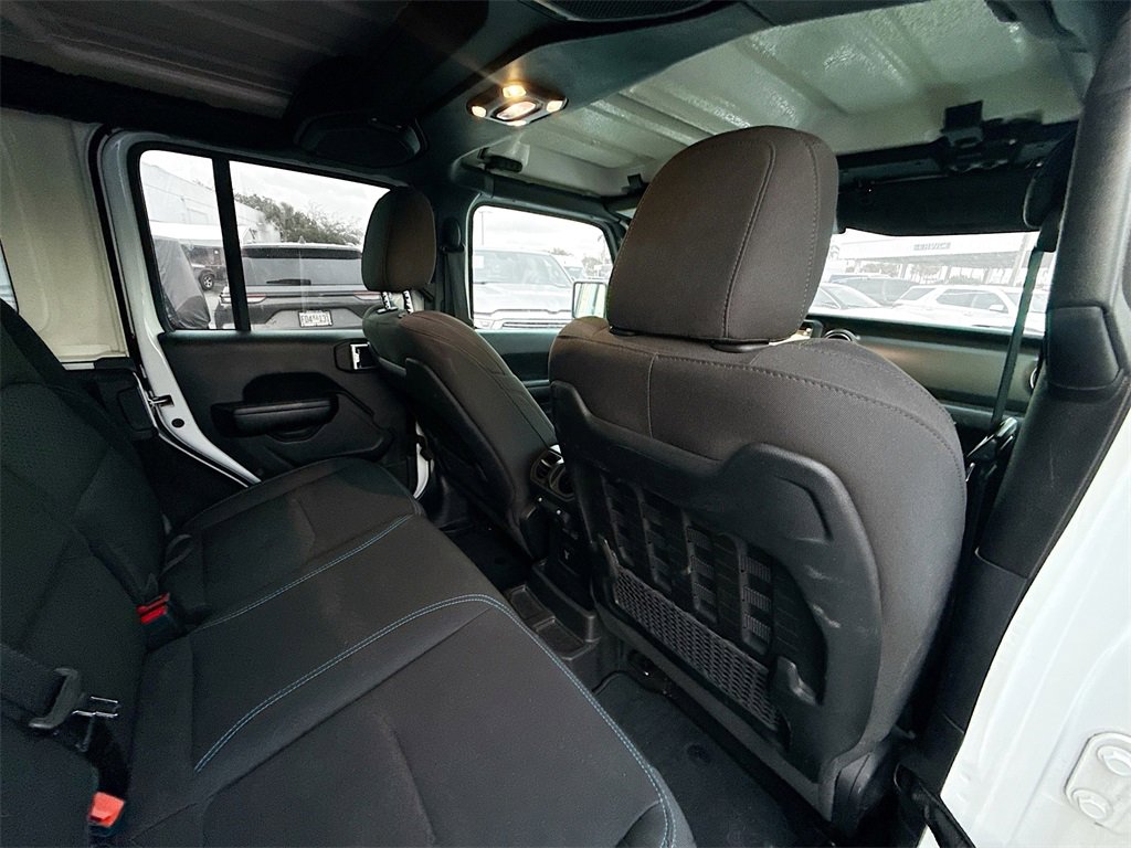 Used 2021 Jeep Wrangler Unlimited Rubicon 4xe w/ Cold Weather Group image 32
