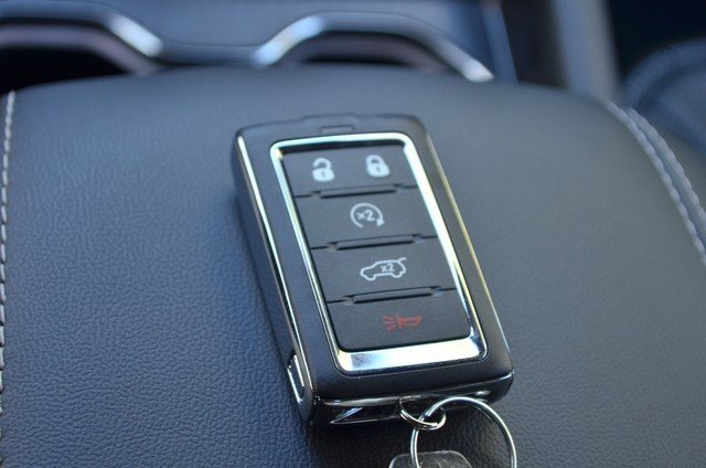 New 2025 Jeep Grand Cherokee Limited w/ Luxury Tech Group II image 21