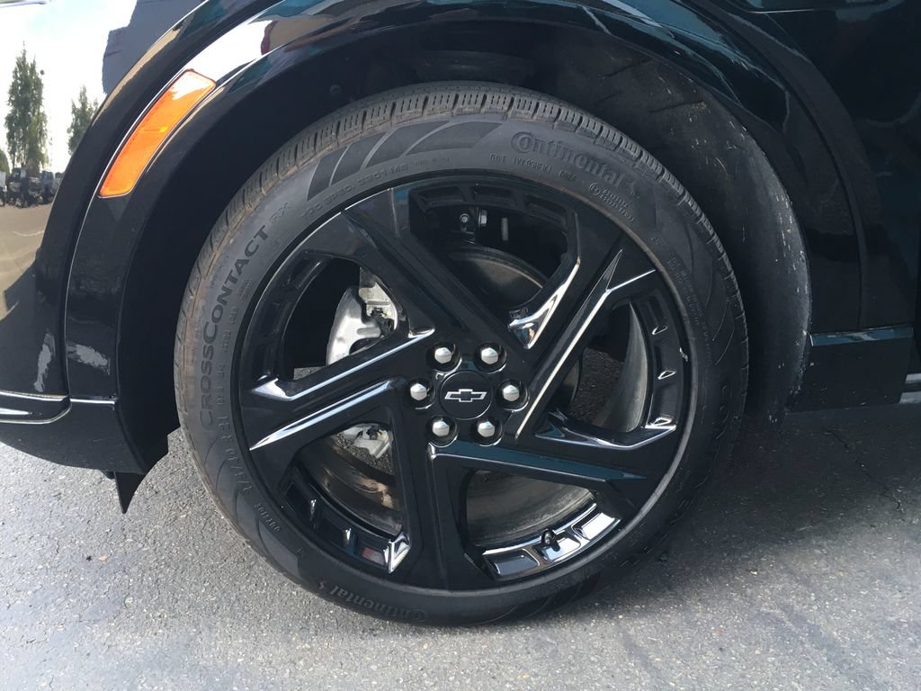 Used 2024 Chevrolet Equinox EV RS AWD/4WD image 35