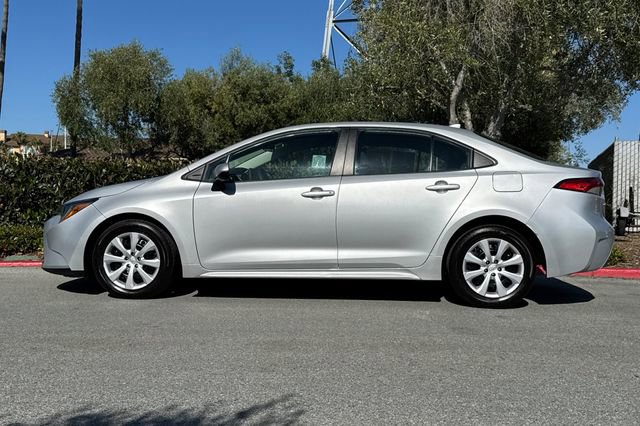Used 2024 Toyota Corolla LE FWD image 7