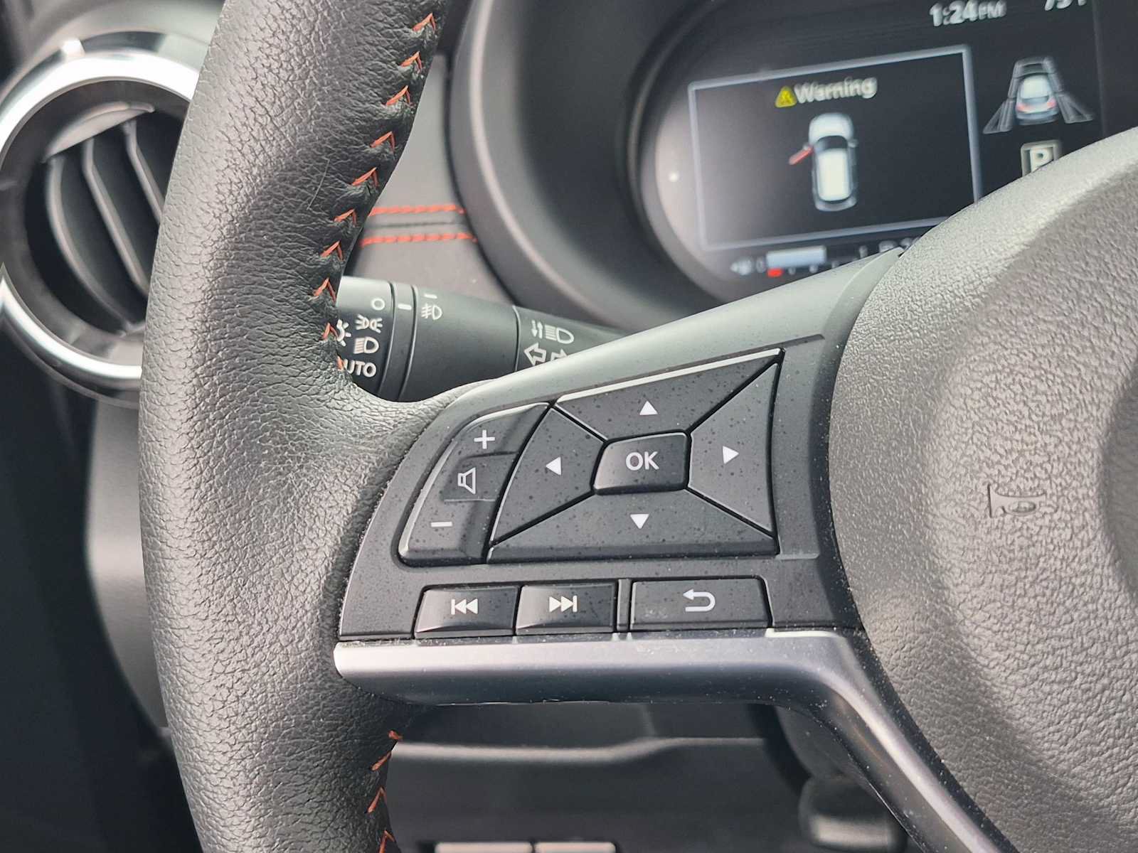 Used 2024 Nissan Kicks SR FWD image 16