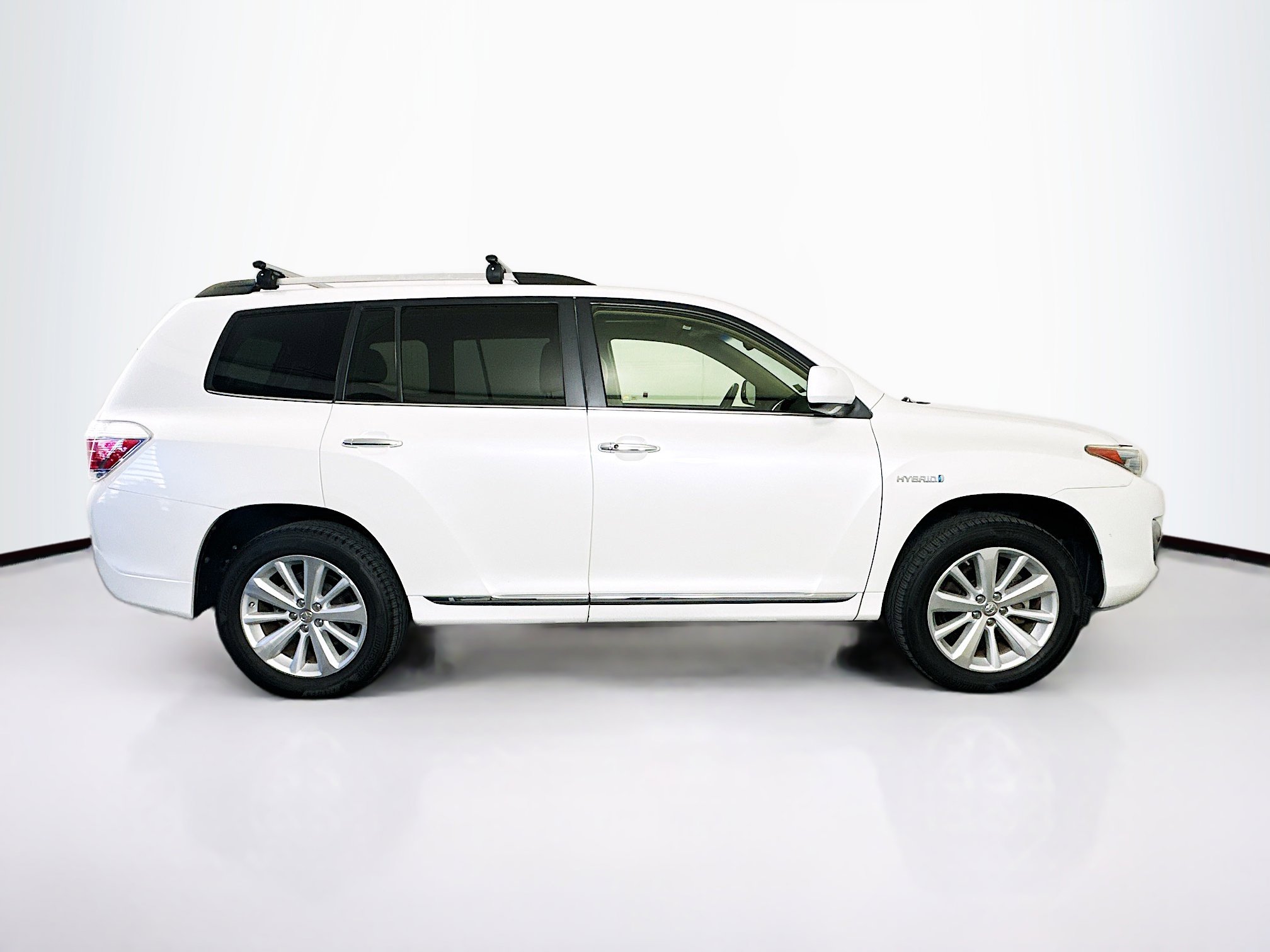 Used 2013 Toyota Highlander Limited AWD/4WD image 10