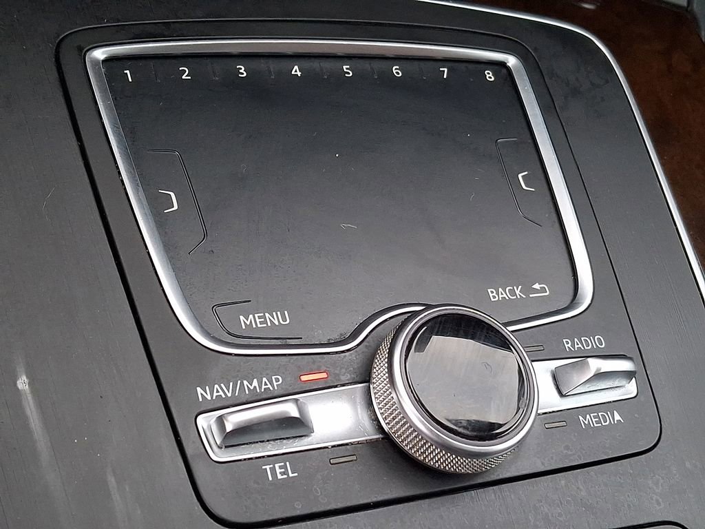 Used 2018 Audi Q5 2.0T Premium Plus w/ Premium Plus Package image 19