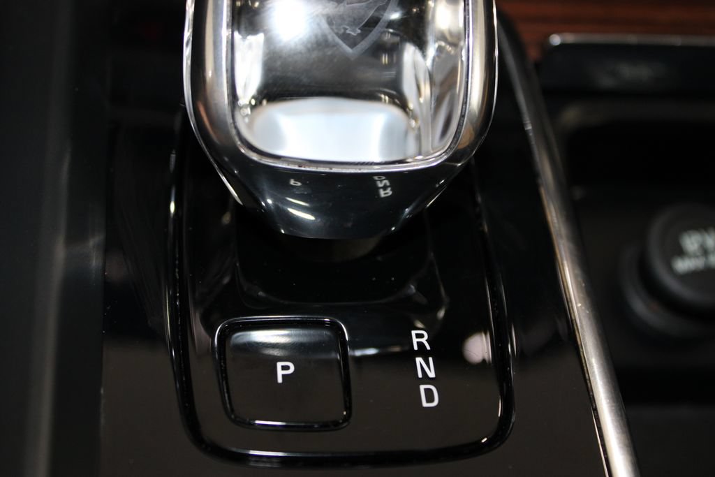 Used 2023 Volvo XC60 B6 Ultimate w/ Climate Package AWD/4WD image 48