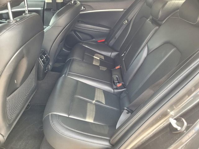 Used 2022 Genesis G70 2.0T image 23