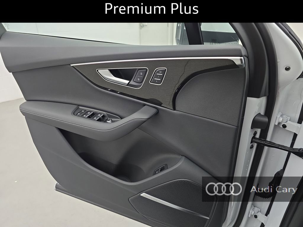 New 2025 Audi Q7 3.0T Premium Plus image 26