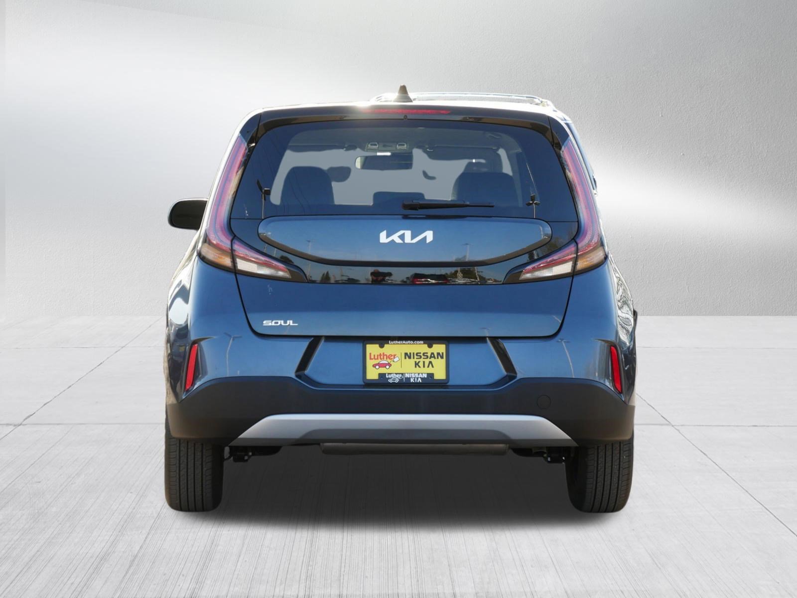 Certified 2025 Kia Soul LX FWD image 6