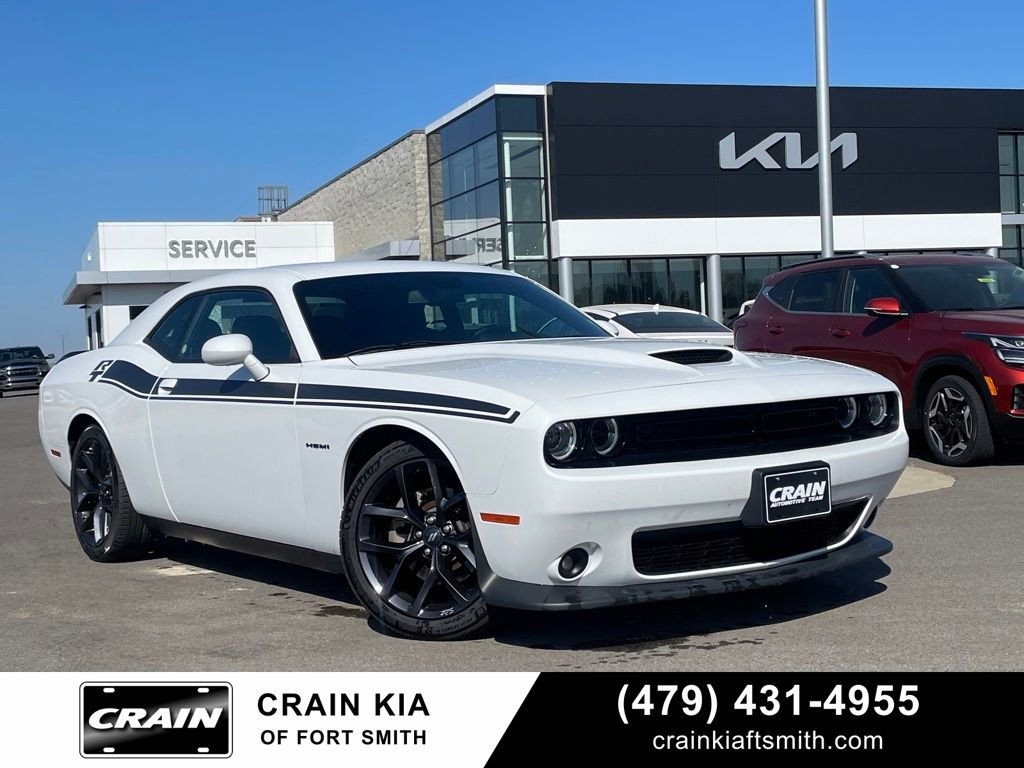 Used 2022 Dodge Challenger R/T w/ Blacktop Package image 1