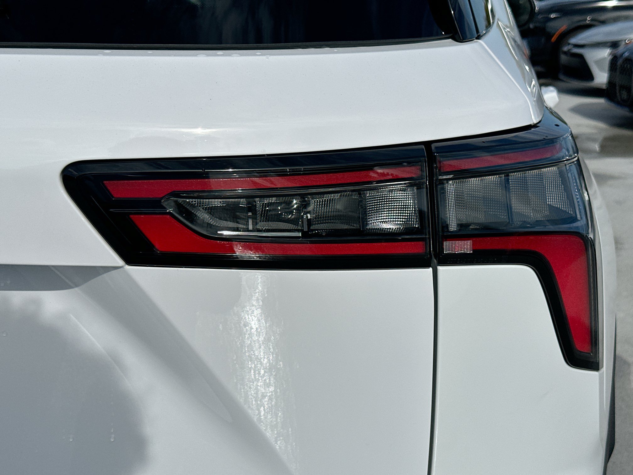 Used 2025 Chevrolet Equinox LT FWD image 31