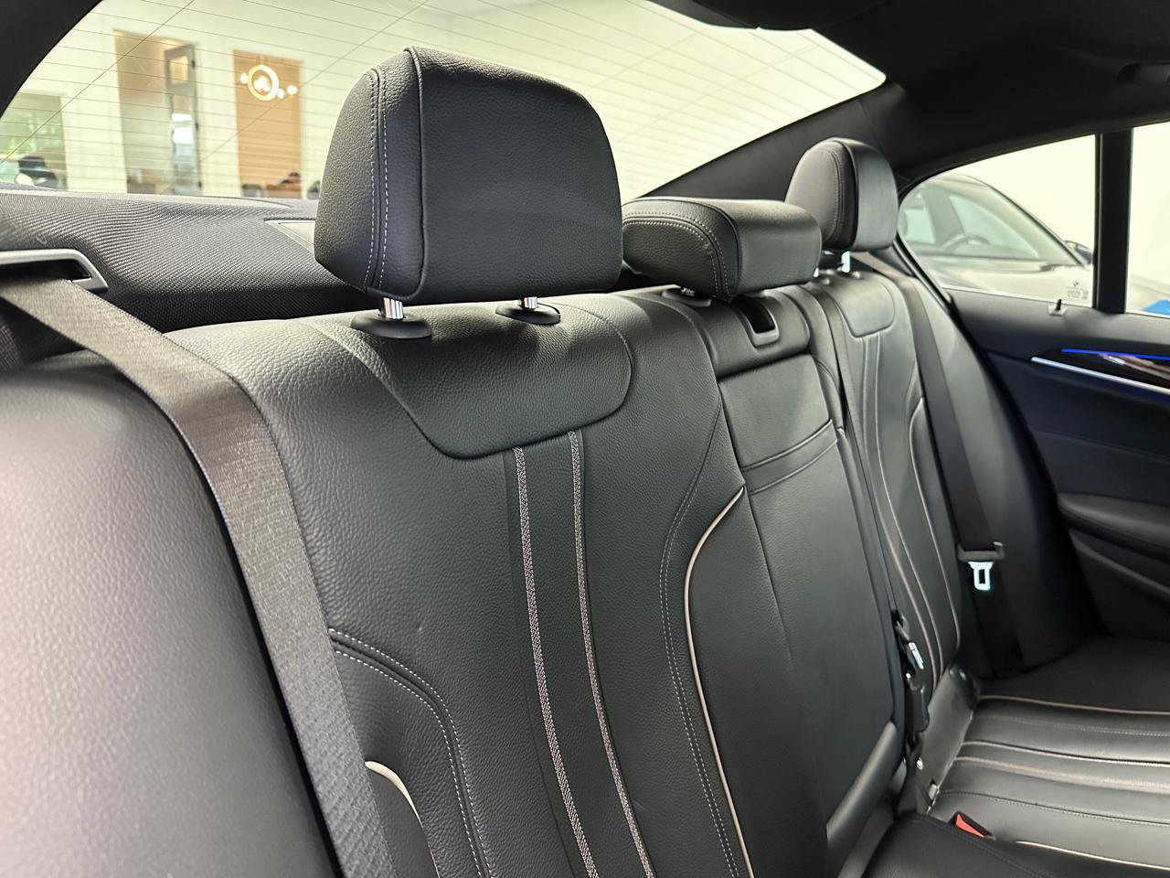 Used 2019 BMW 530i w/ Convenience Package RWD image 28