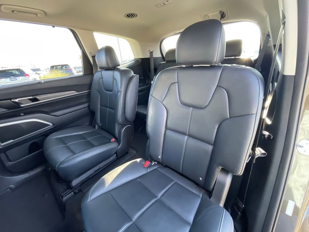 Used 2022 Kia Telluride EX w/ EX Premium Package image 26