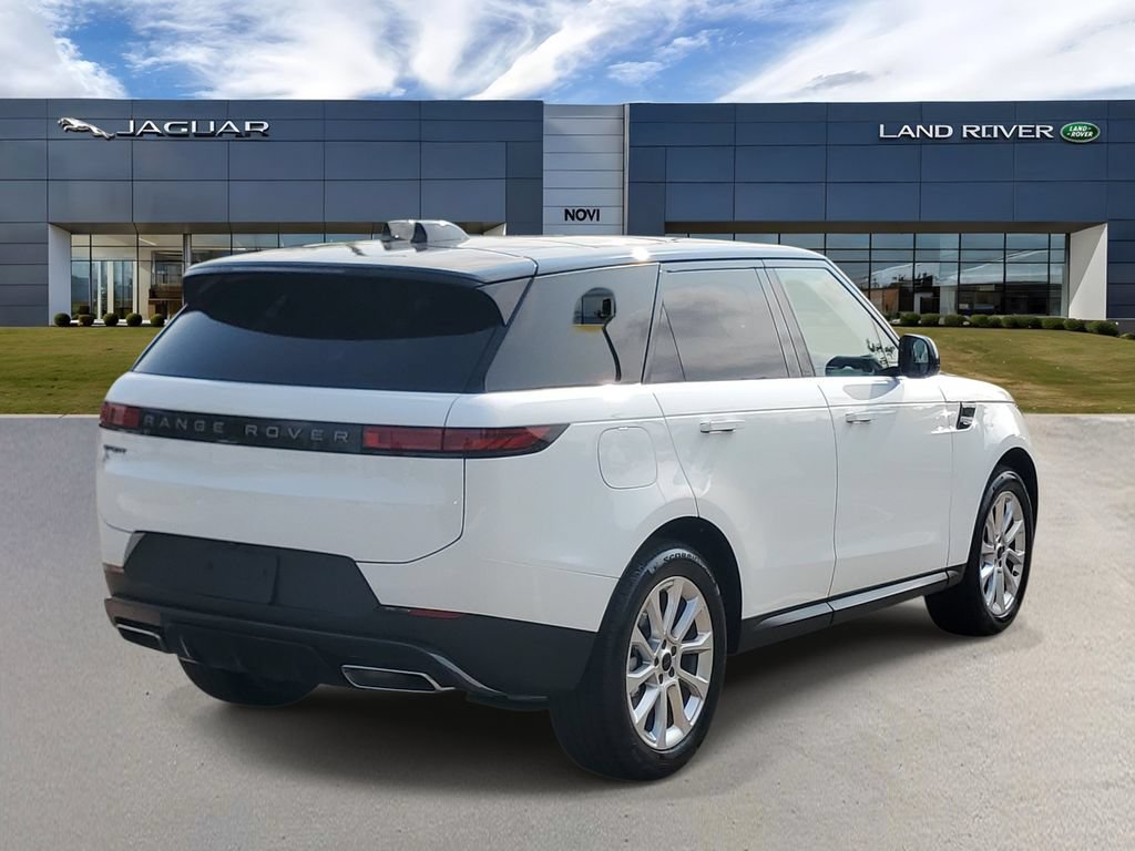 New 2026 Land Rover Range Rover Sport SE AWD/4WD image 3