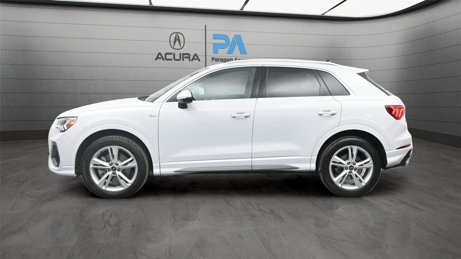 Used 2022 Audi Q3 2.0T Premium Plus w/ Premium Plus Package image 24