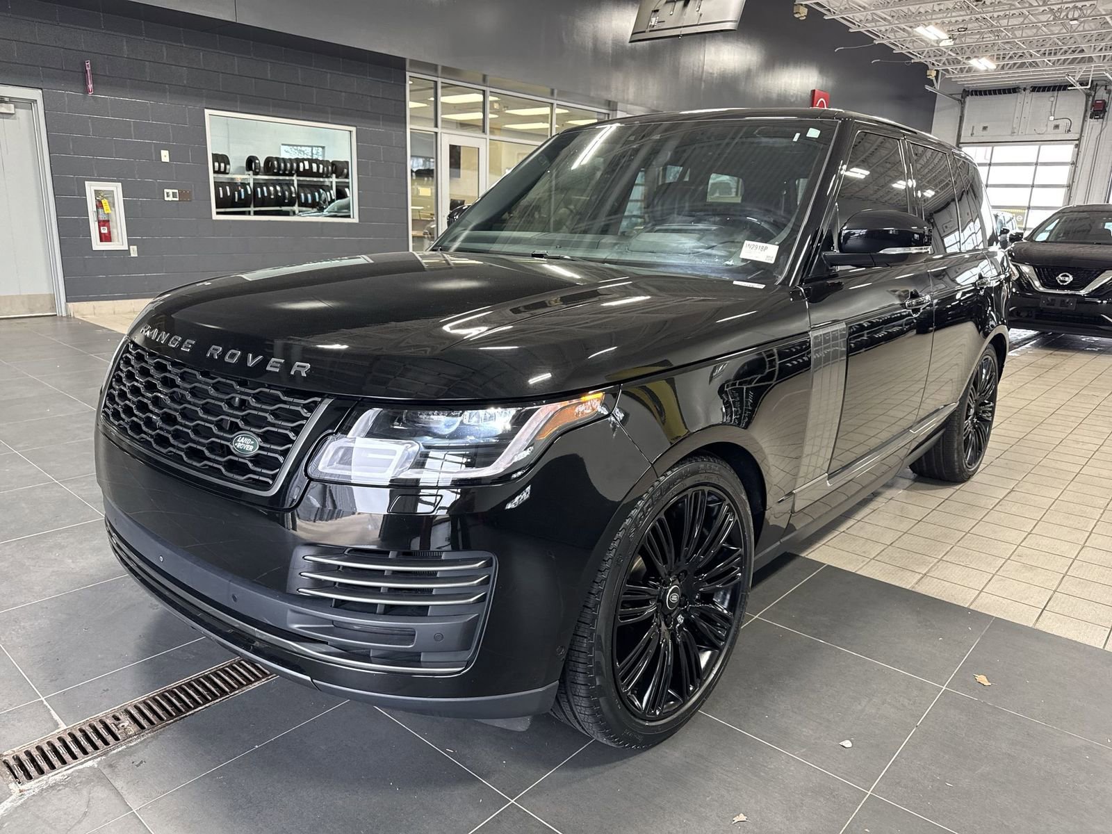 Used 2019 Land Rover Range Rover Autobiography AWD/4WD image 9
