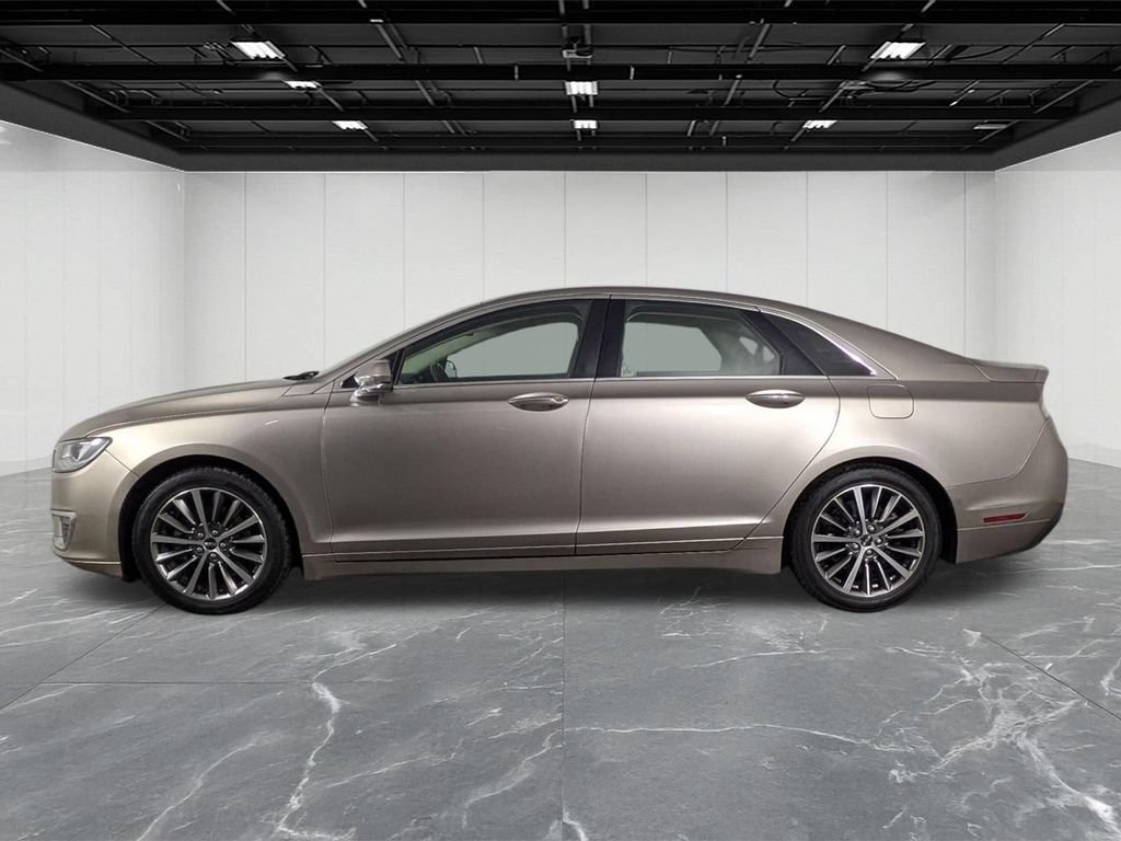Used 2018 Lincoln MKZ Premiere FWD image 2