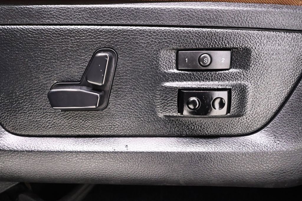 Used 2015 RAM 3500 Laramie Longhorn AWD/4WD image 13