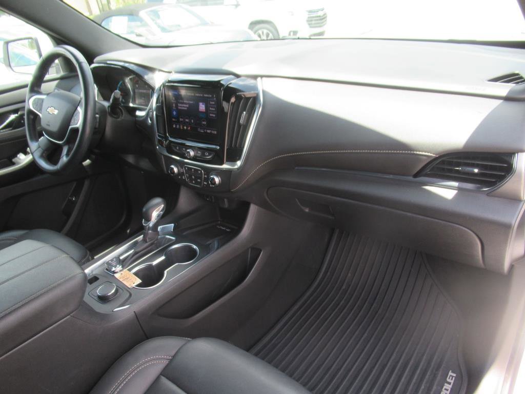Certified 2023 Chevrolet Traverse LT image 11
