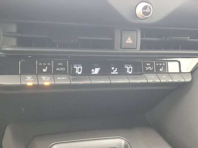 Used 2023 Toyota Crown AWD/4WD image 27