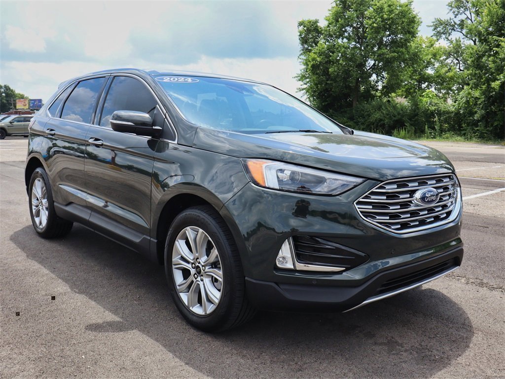 Used 2024 Ford Edge Titanium image 7