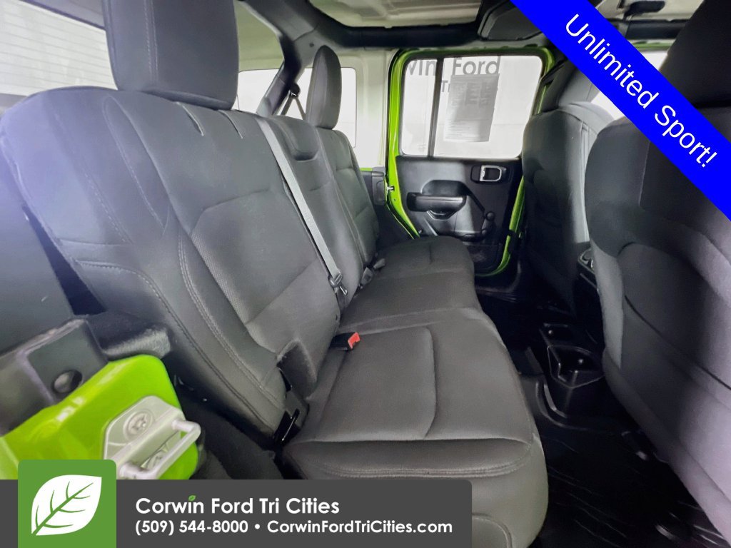 Used 2018 Jeep Wrangler Unlimited Sport AWD/4WD image 16