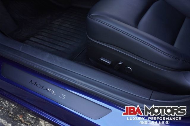 Used 2023 Tesla Model 3 Standard Range image 78